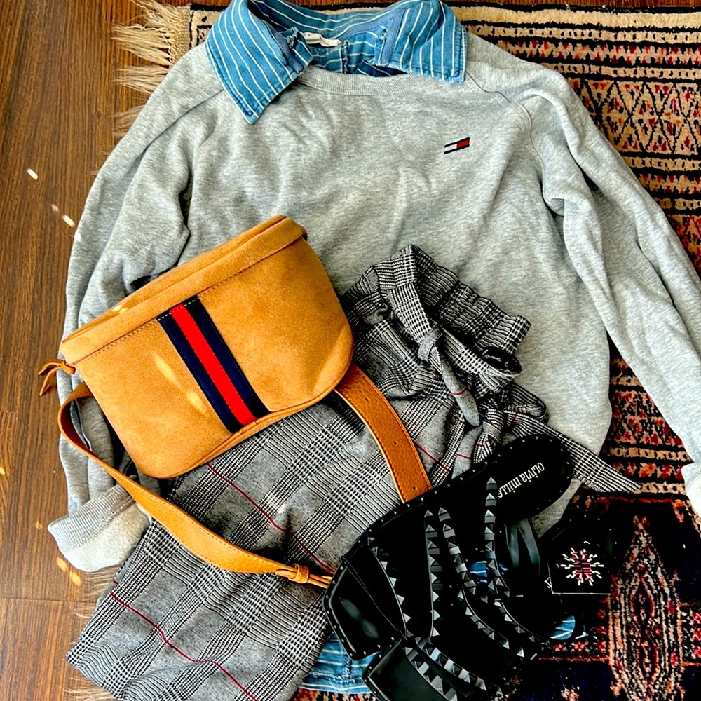 Get the Look - preppy cross body